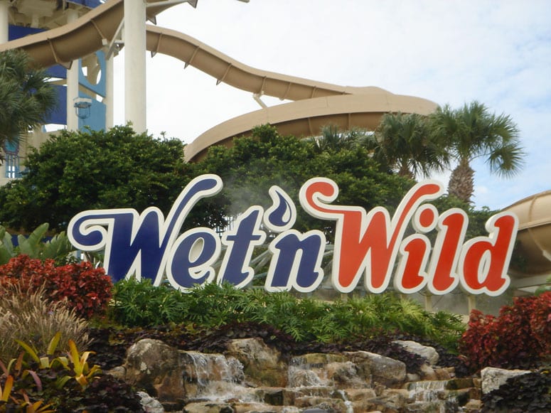 Wet ‘n Wild Orlando Orlando Limo Ride Blog 
